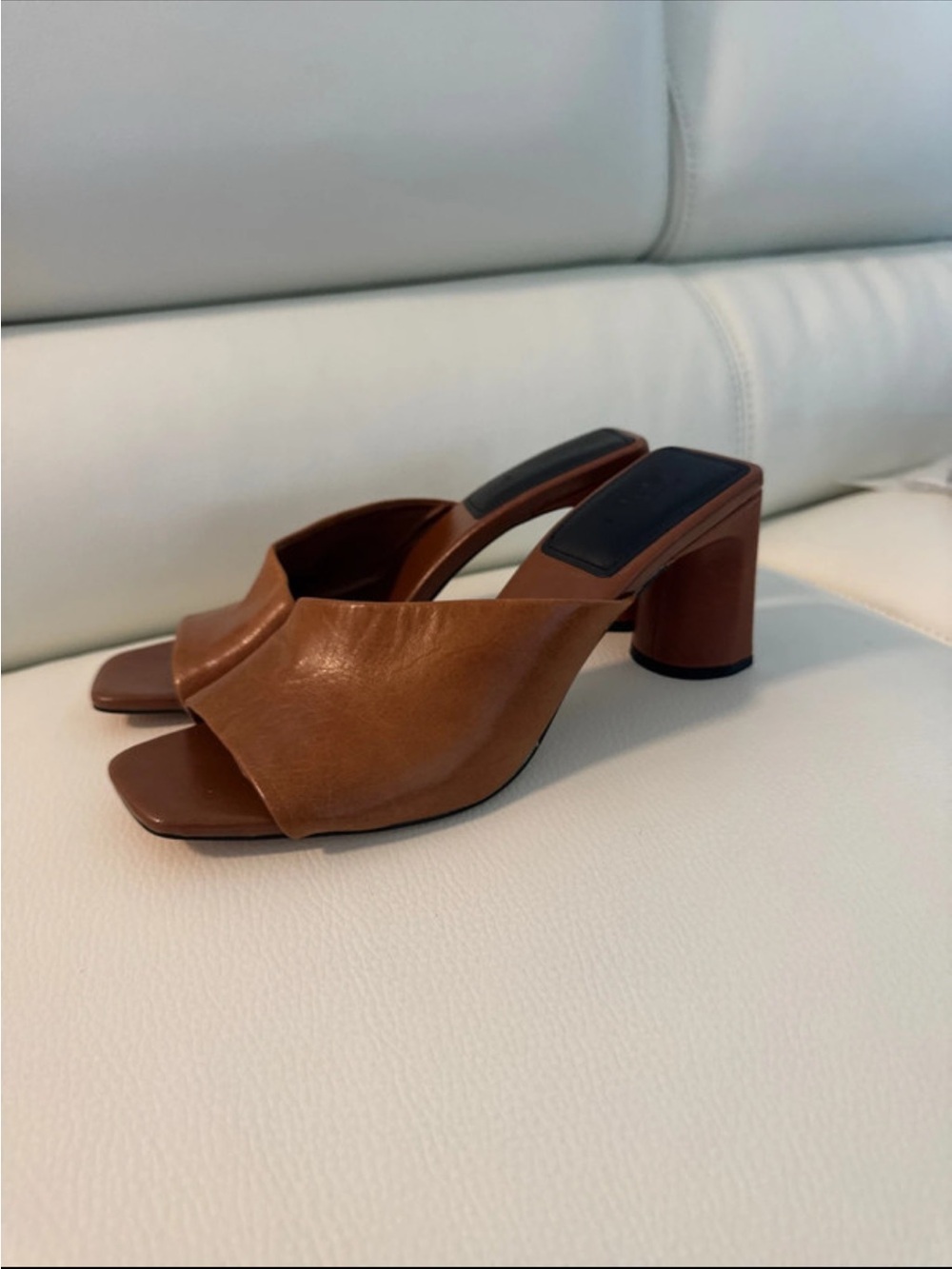 ZARA BROWN LEATHER OPEN-TOE BLOCK HEEL
